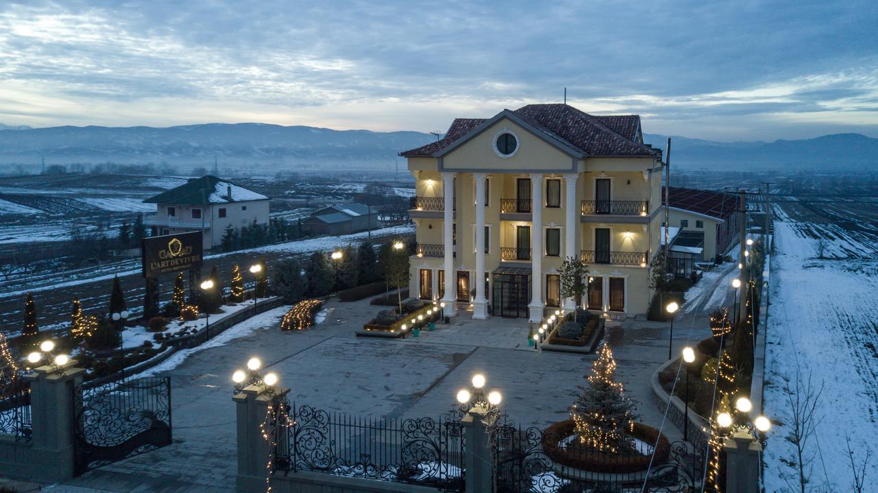 "L'Art De Vivre" Resort คอร์เชอ ห้อง รูปภาพ