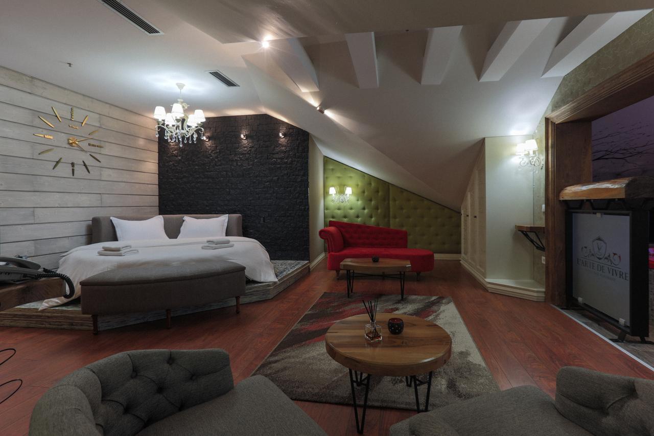 "L'Art De Vivre" Resort คอร์เชอ ภายนอก รูปภาพ